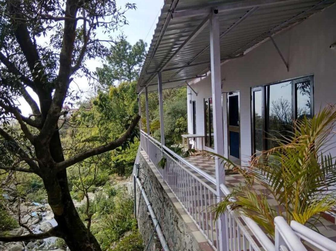 Nazara Home Stay Kasauli Exterior foto